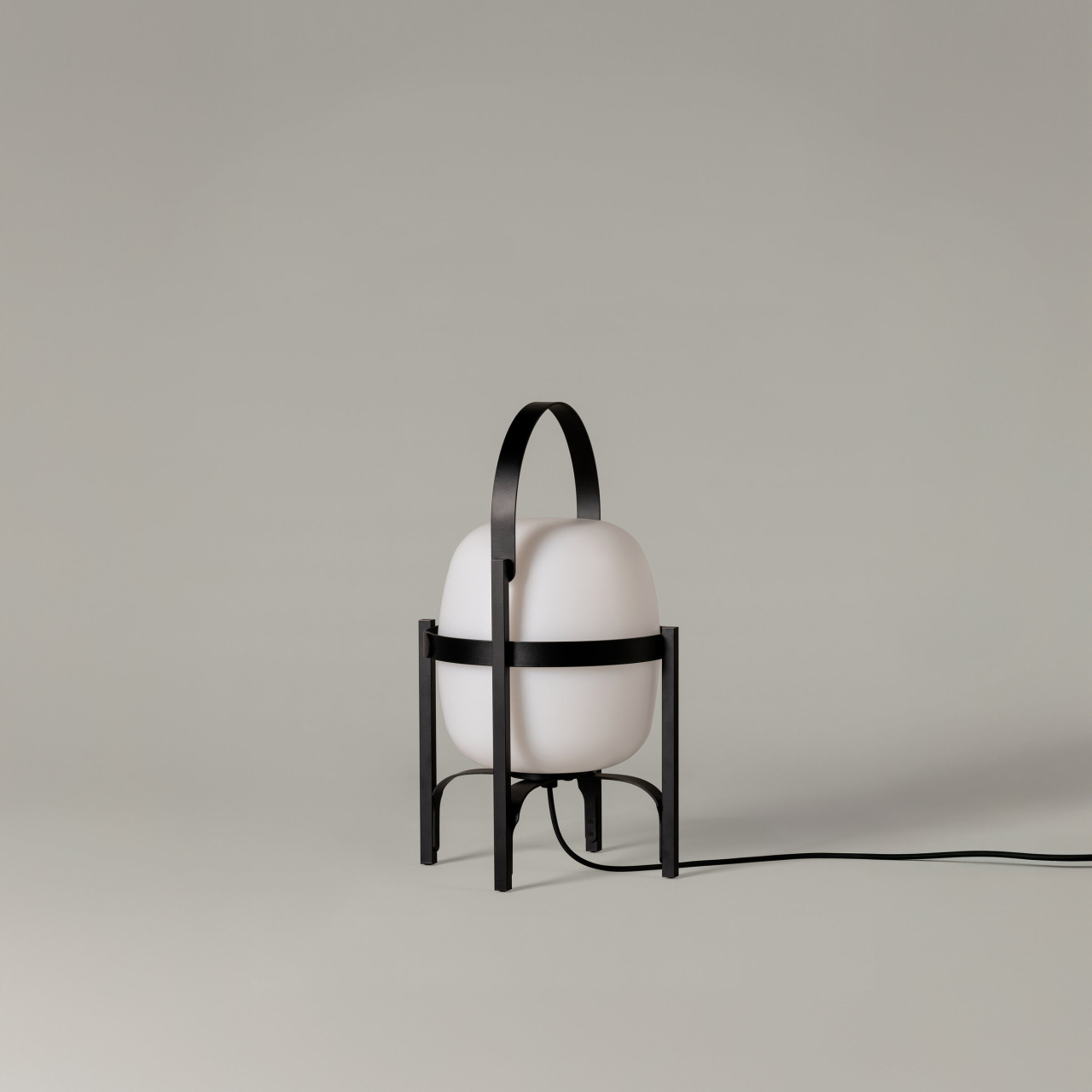 Cesta-Exterior-negra-off-Enric-Badrinas-2022-CESTG01-v2-R25-x2400.jpg