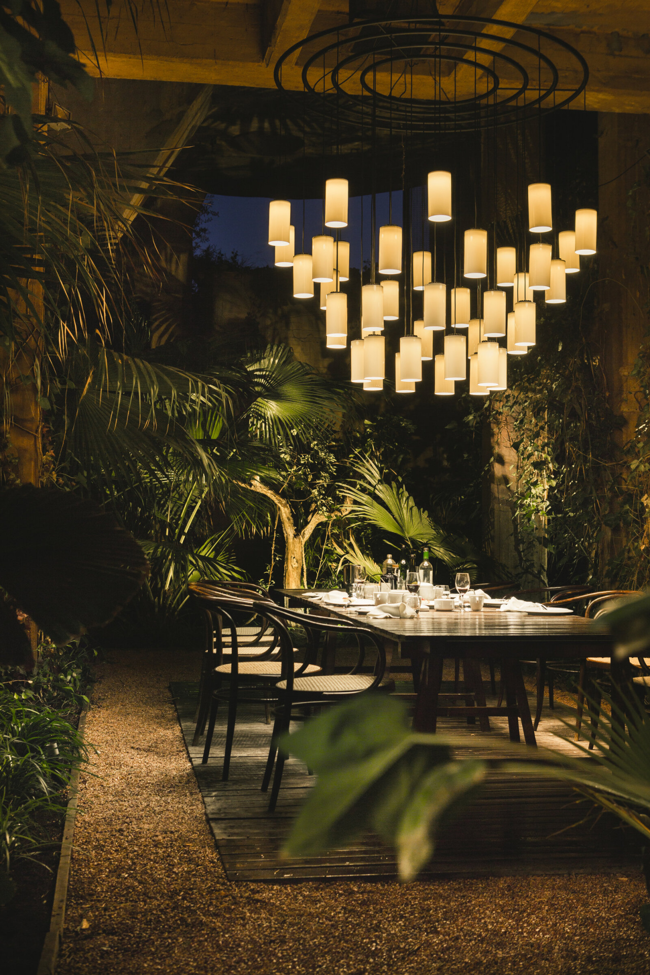 Cirio-Chandelier-L-CarlosPericas-01-x2400.jpg