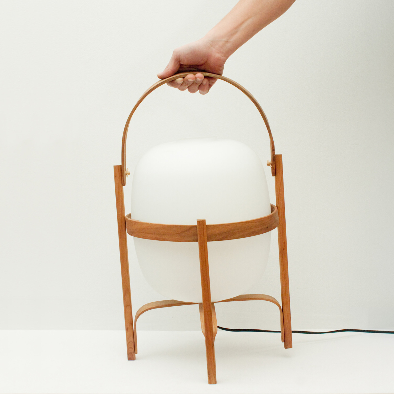 Cesta-Estudio-Miguel-Mila-02-ret-R26-x2400.jpg