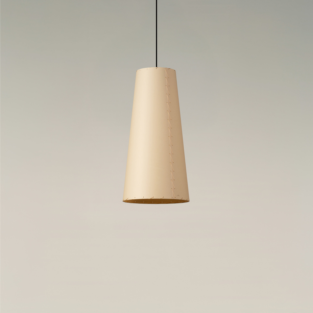 Sisisi-Conicas-Largas-GT4-beige-OFF-GT4PA01-03-04-R25-x2400.jpg