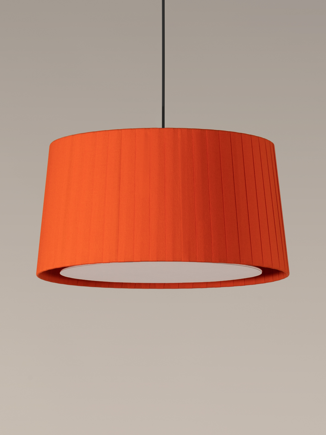 lampara_de_suspension_GT6_pantalla_cinta_rojo_ambar_GT615-O1-O1.jpg