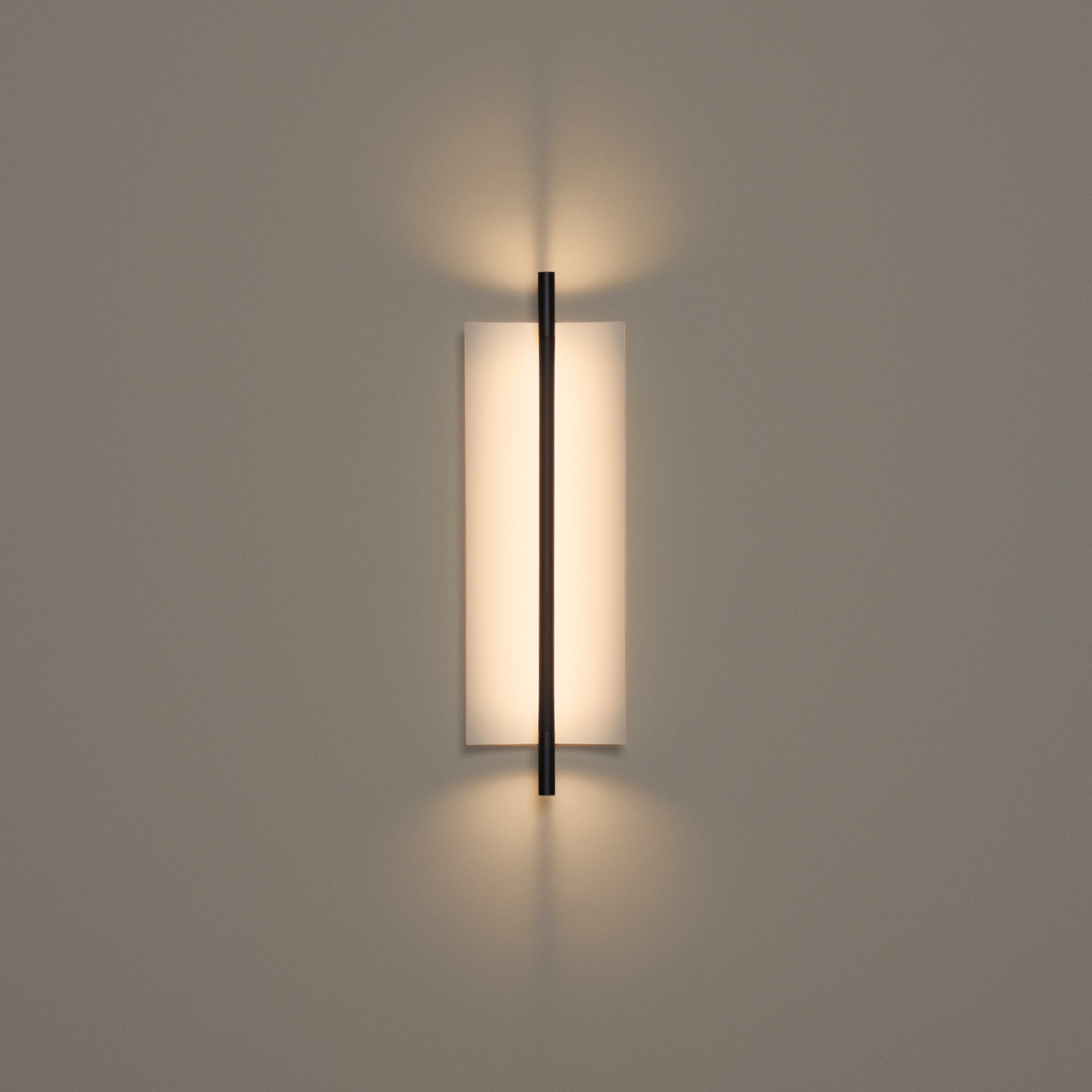 Lamina45-aplique-ON-EnricBadrinas-SantaCole-2022-R25-scaled