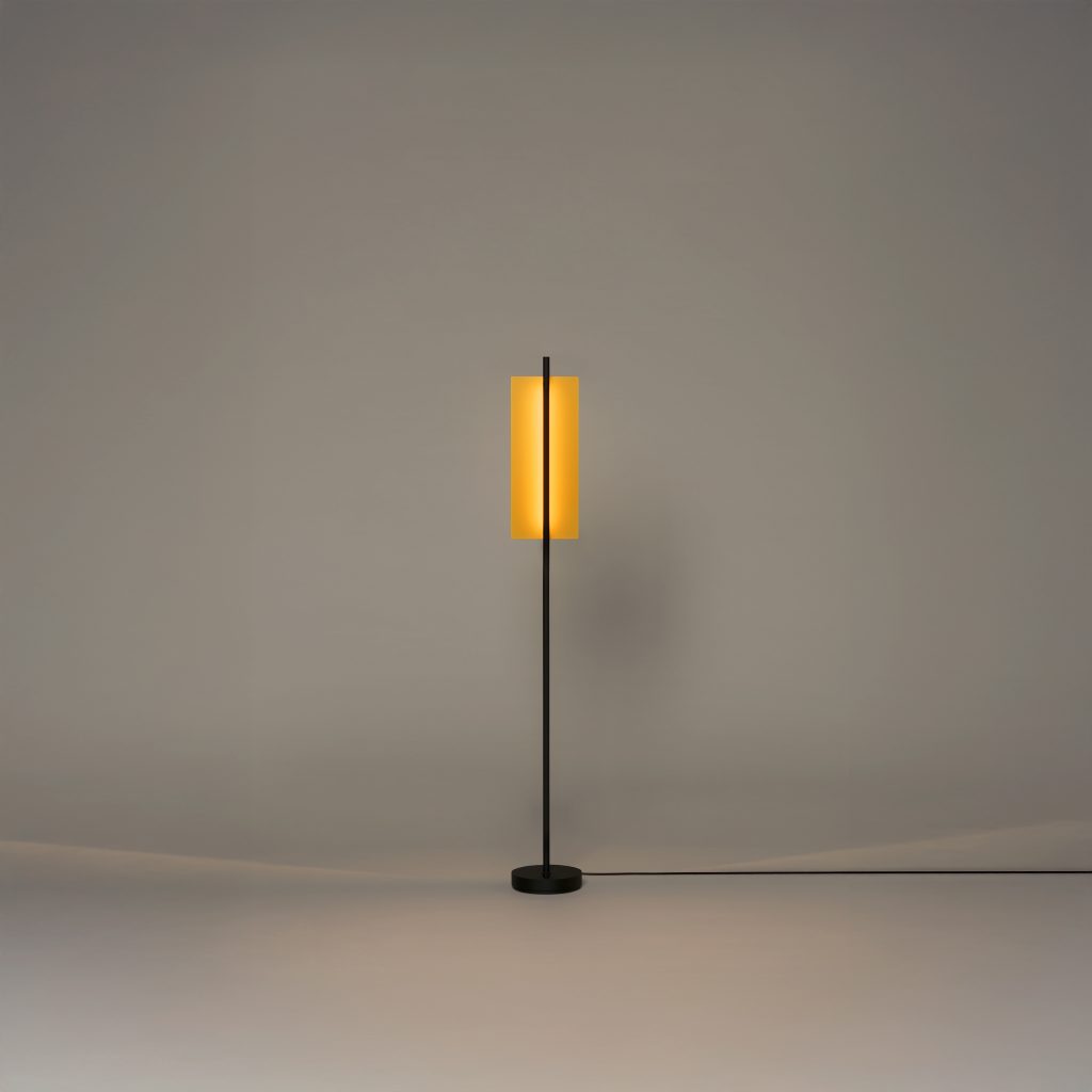 LaminaDorada-pie-ON-EnricBadrinas-SantaCole-2022-RET-b-R25-1024x1024