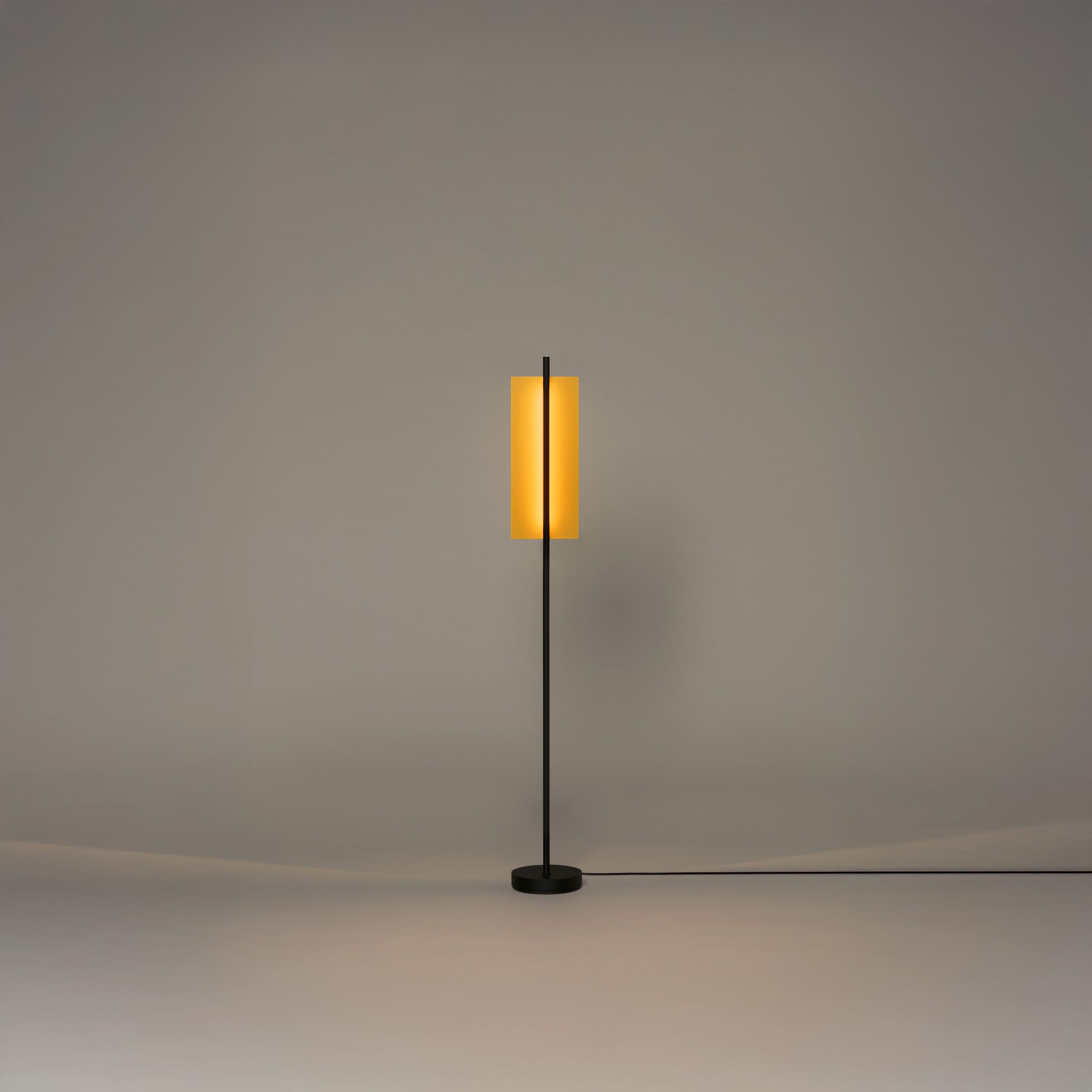 LaminaDorada-pie-ON-EnricBadrinas-SantaCole-2022-RET-b-R25-scaled