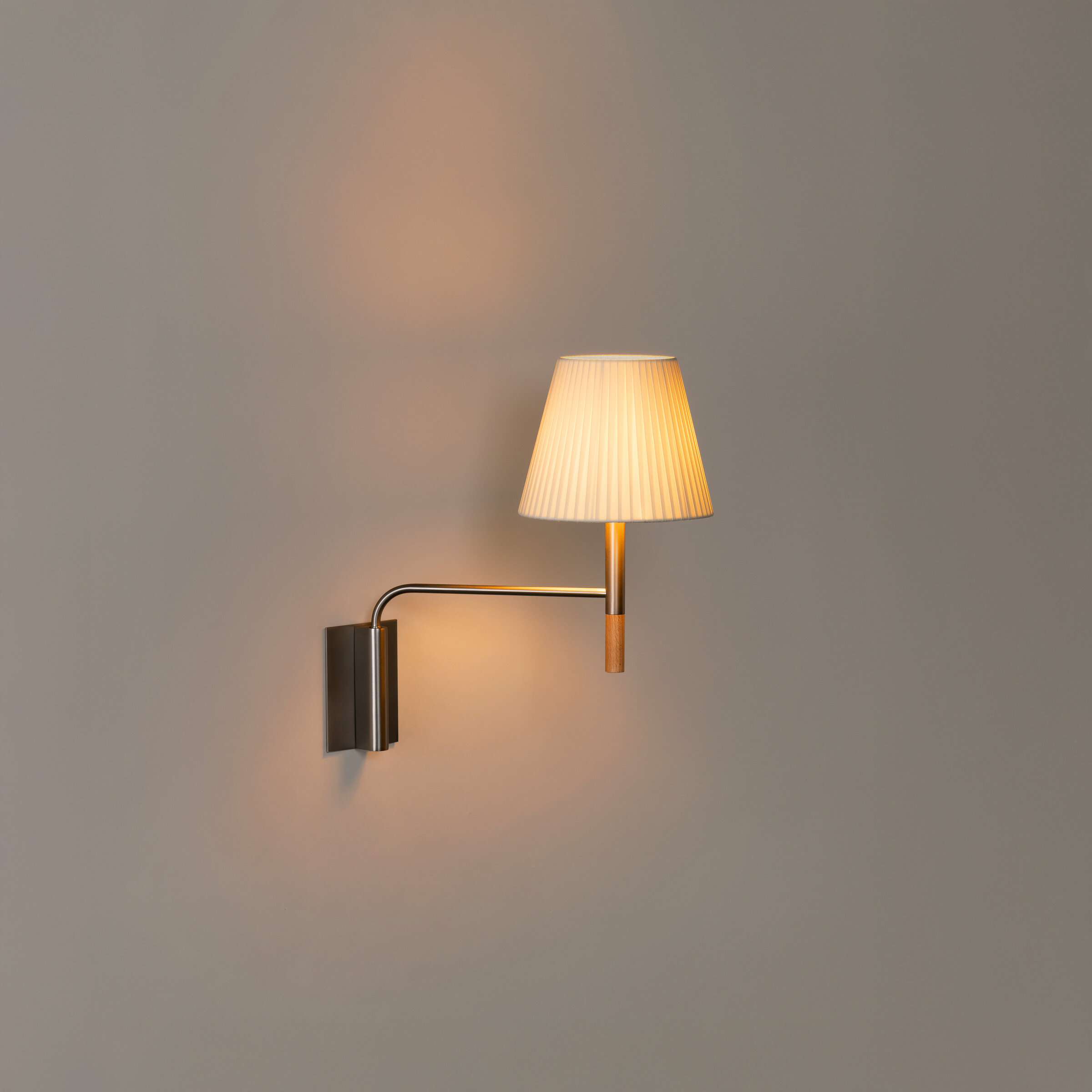 BC3-Cinta-Crudo-ON-BC3WA02UL-R25-x2400.jpg