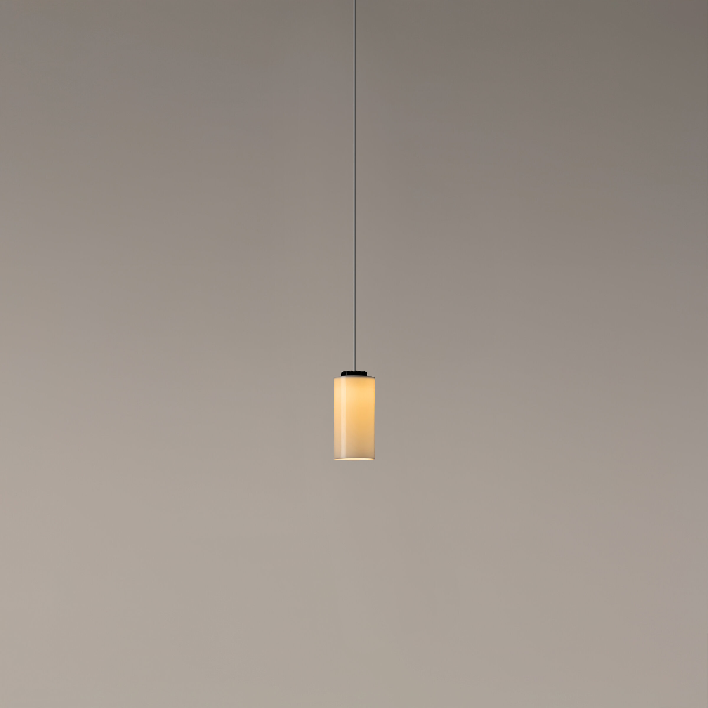 Cirio-Simple-Porcelana-ON-R25-2-x2400.jpg