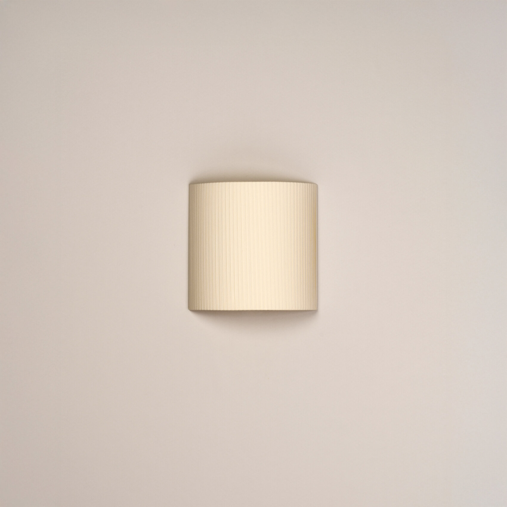Comodin-Cuadrado-Cinta-Crudo-OFF-COMWA02-R25-x2400.jpg