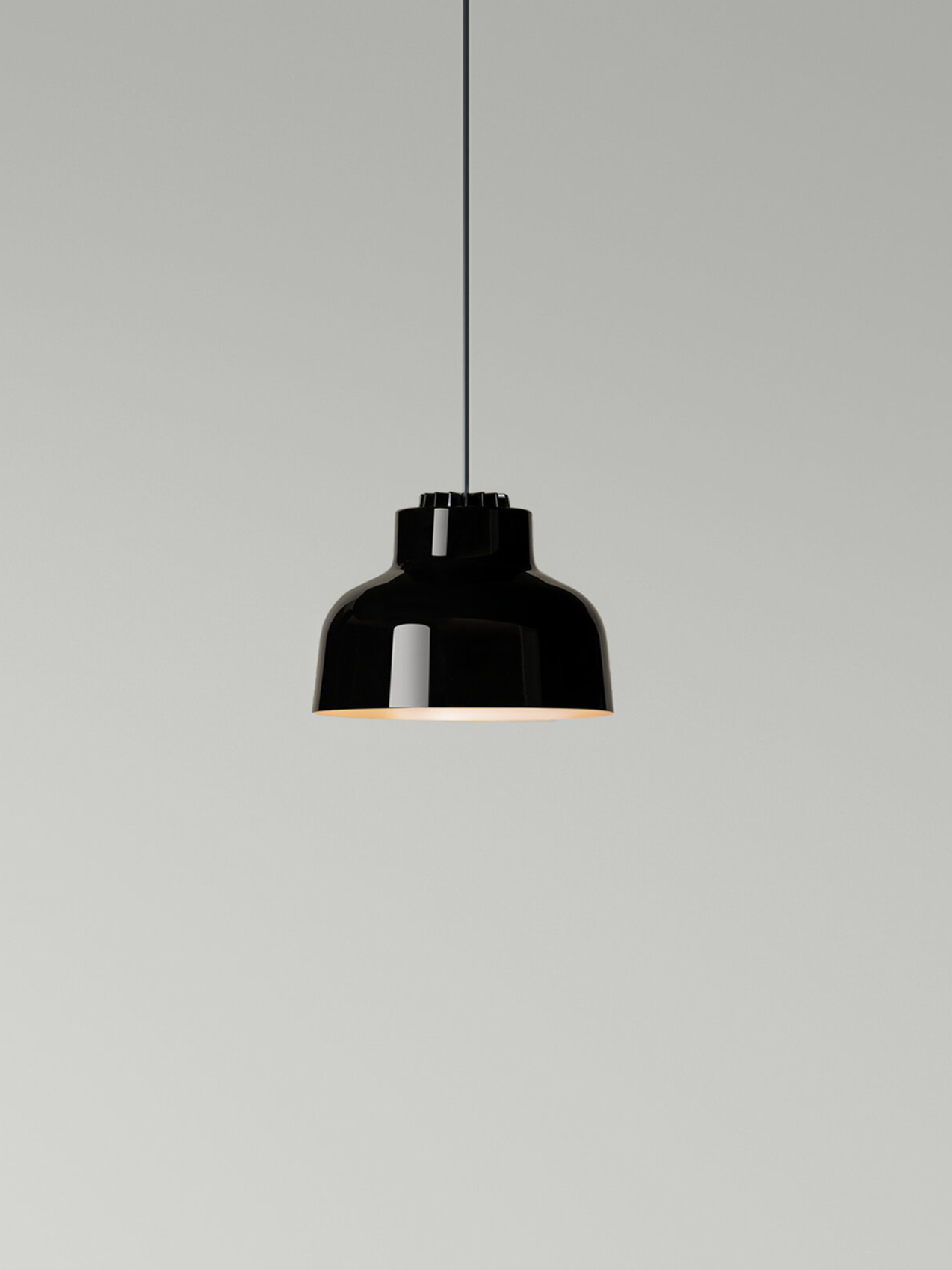 https://usa.santacole.com/wp-content/uploads/m64_pantalla_negro_puro_M6412_B